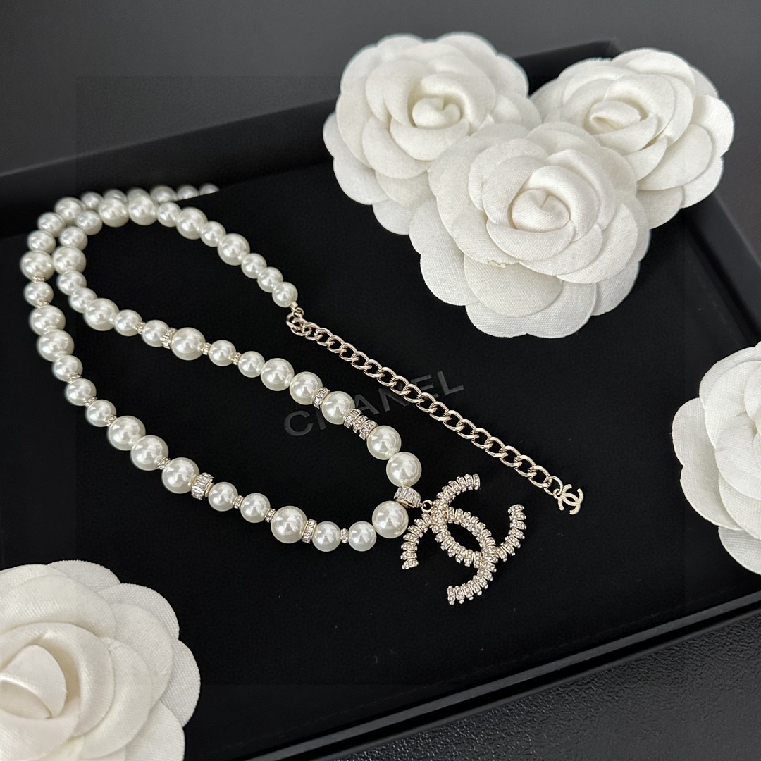 Chanel Necklaces